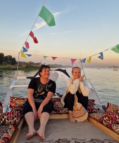 Carmen + Franzi auf dem Nil